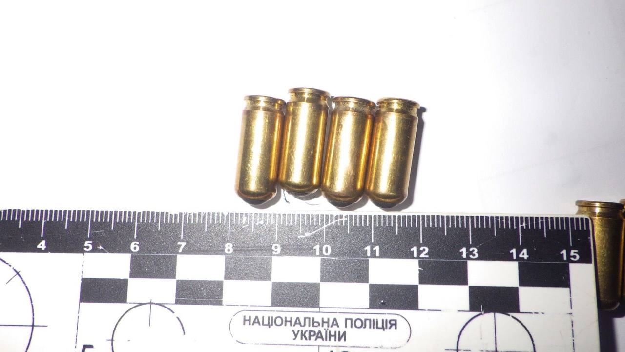 У Дарницькому районі Києва водій відкрив вогонь по пішоходу - фото 2