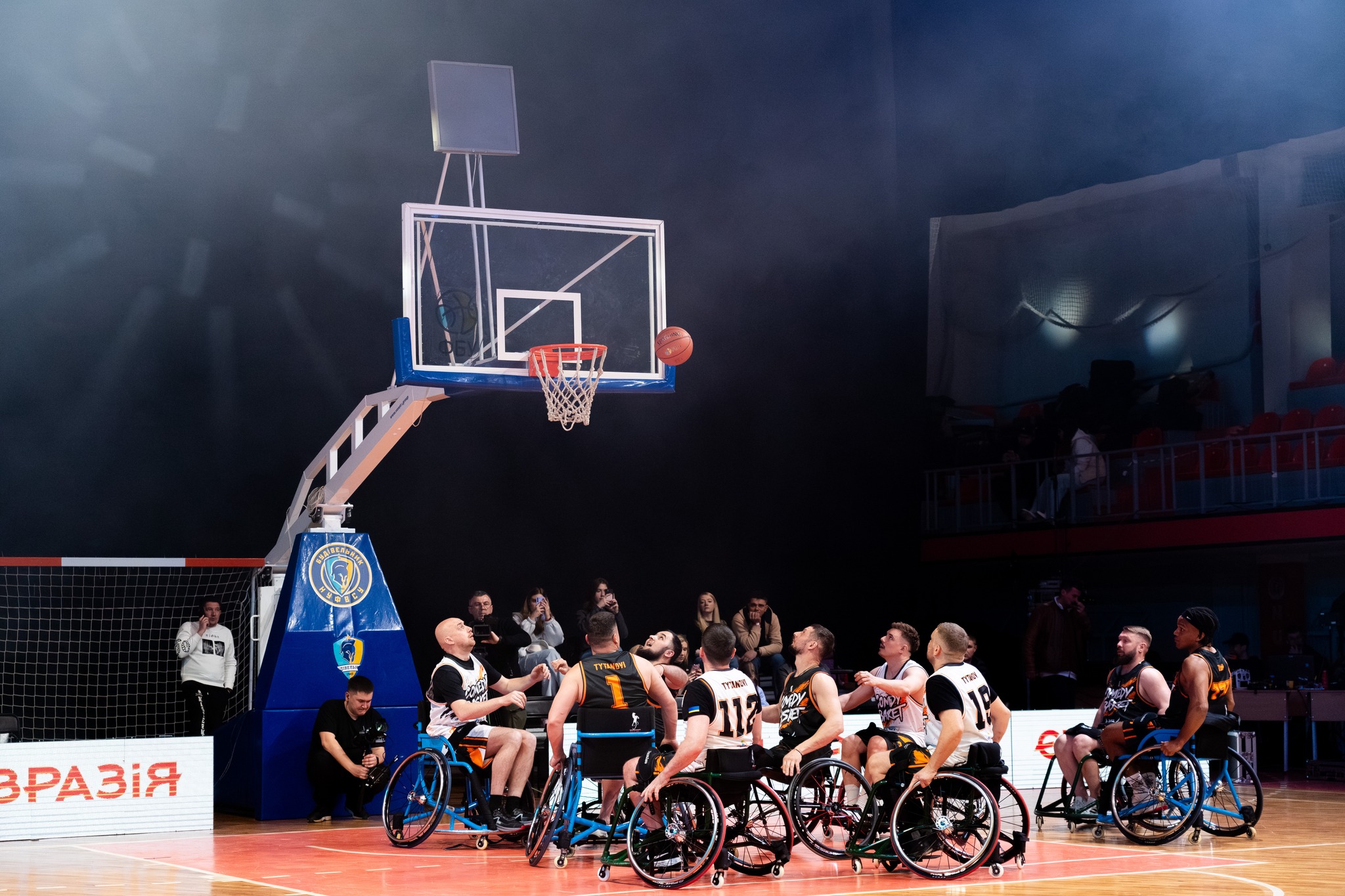 У Києві відбувся благодійний фестиваль на підтримку ветеранів - фото 7