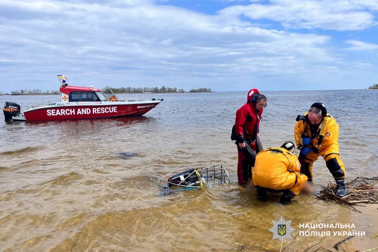 Політ над Дніпром у Черкасах завершився трагедією: поліція розкрила подробиці - фото 2