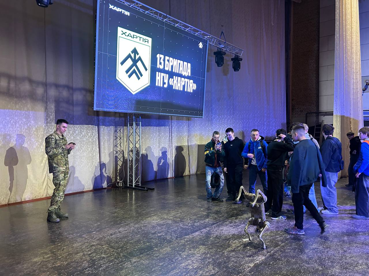 У Каневі нацгвардійці «Хартії» провели інтерактивну зустріч зі школярами