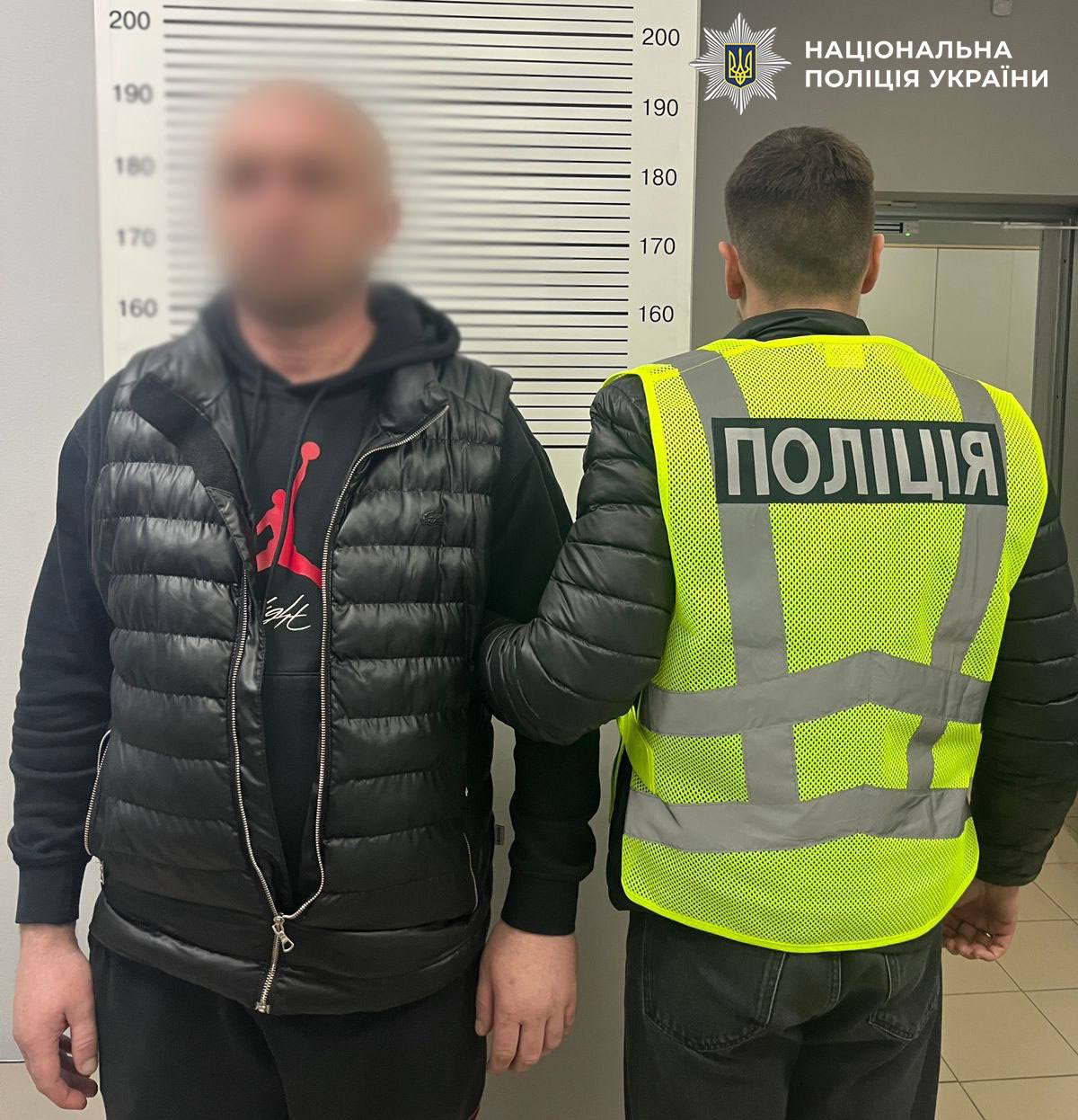 У столиці чоловік продав чужий Jeep Cherokee та привласнив отримані гроші