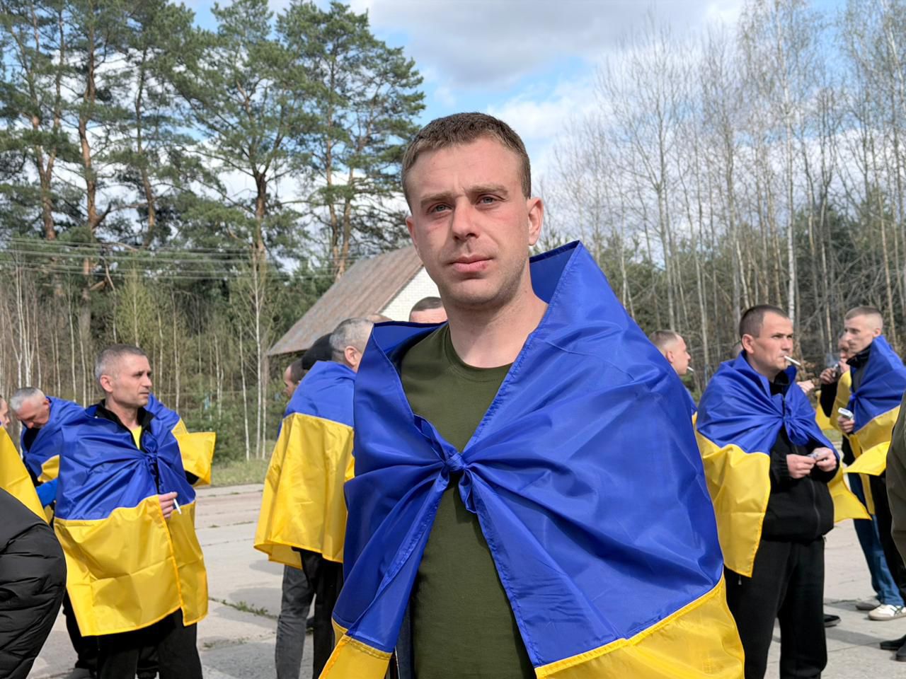 В Україну повернули 193 полонених, які перебували в РФ - фото 9