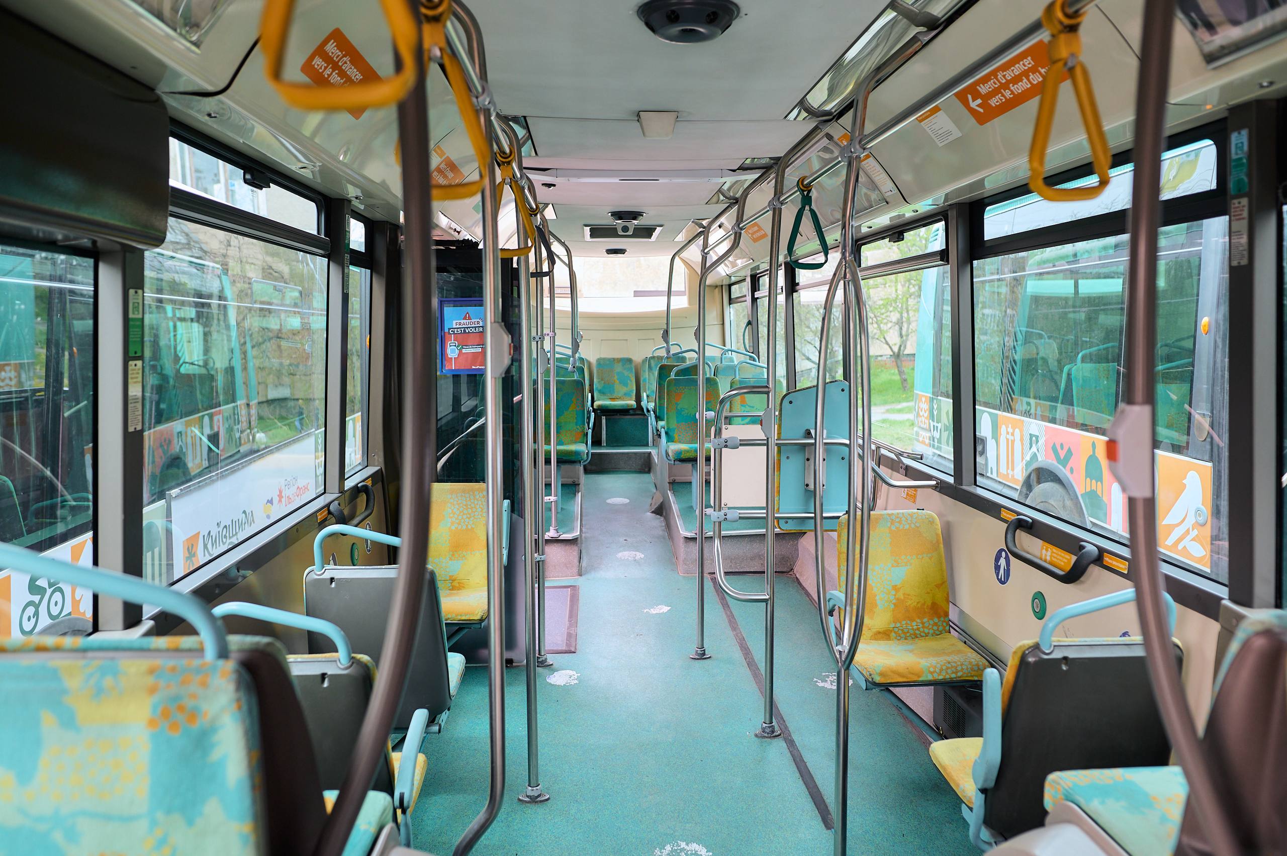 Бучанська громада отримала від французьких партнерів чотири сучасні автобуси