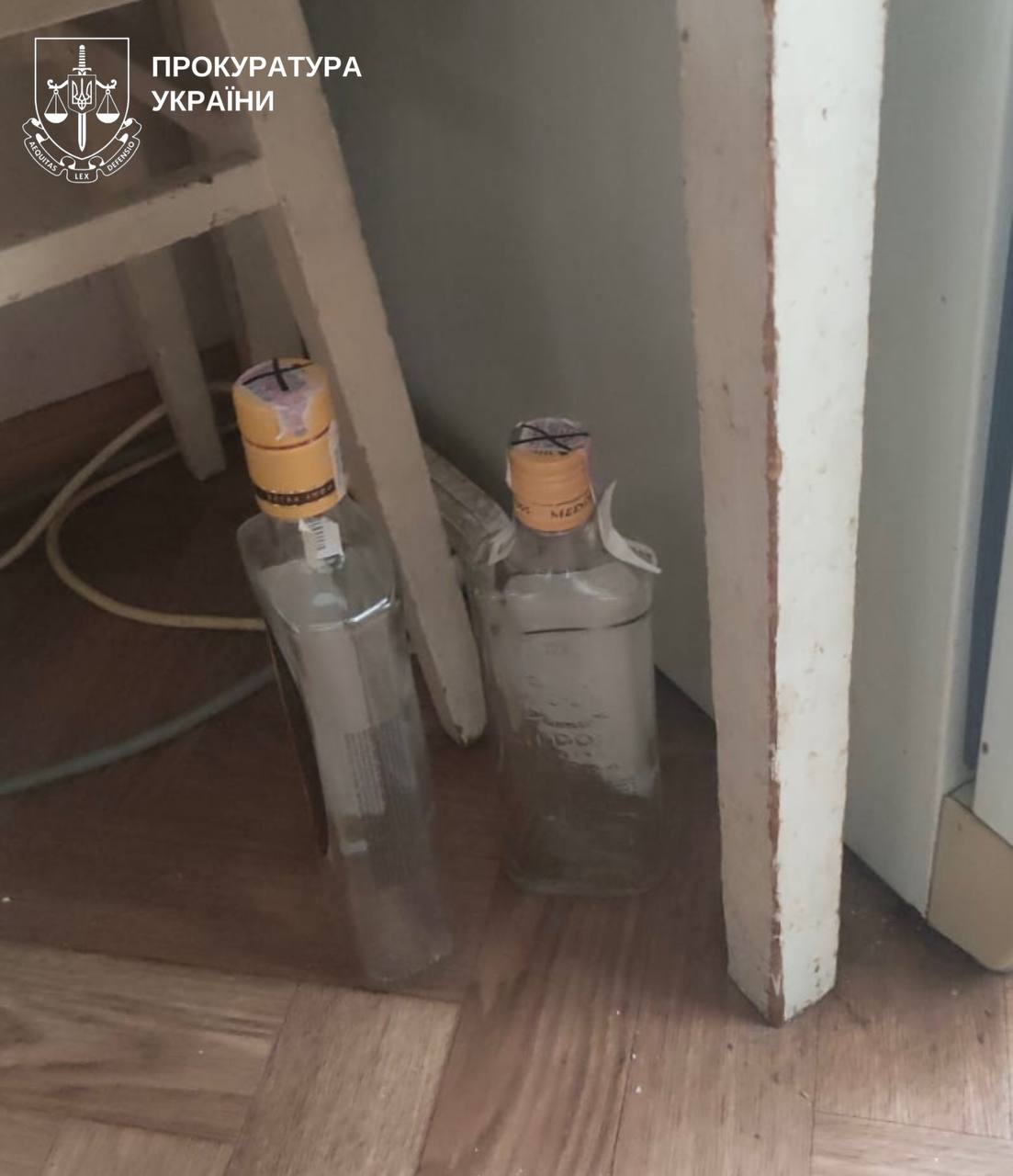 Відсутність світла і газу, таргани, недоїдання та синці: у Білій Церкві троє дітей жили без належного догляду - фото 3