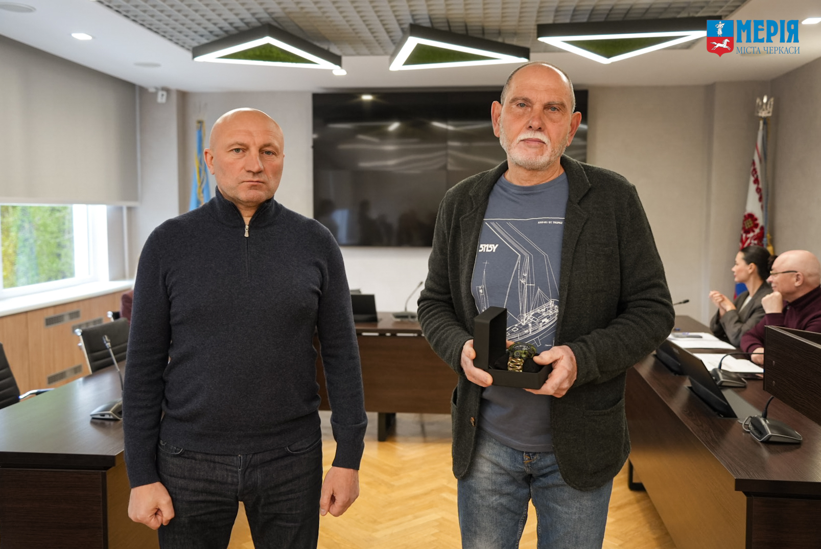 У міській раді вручили нагороди черкасцям - фото 3
