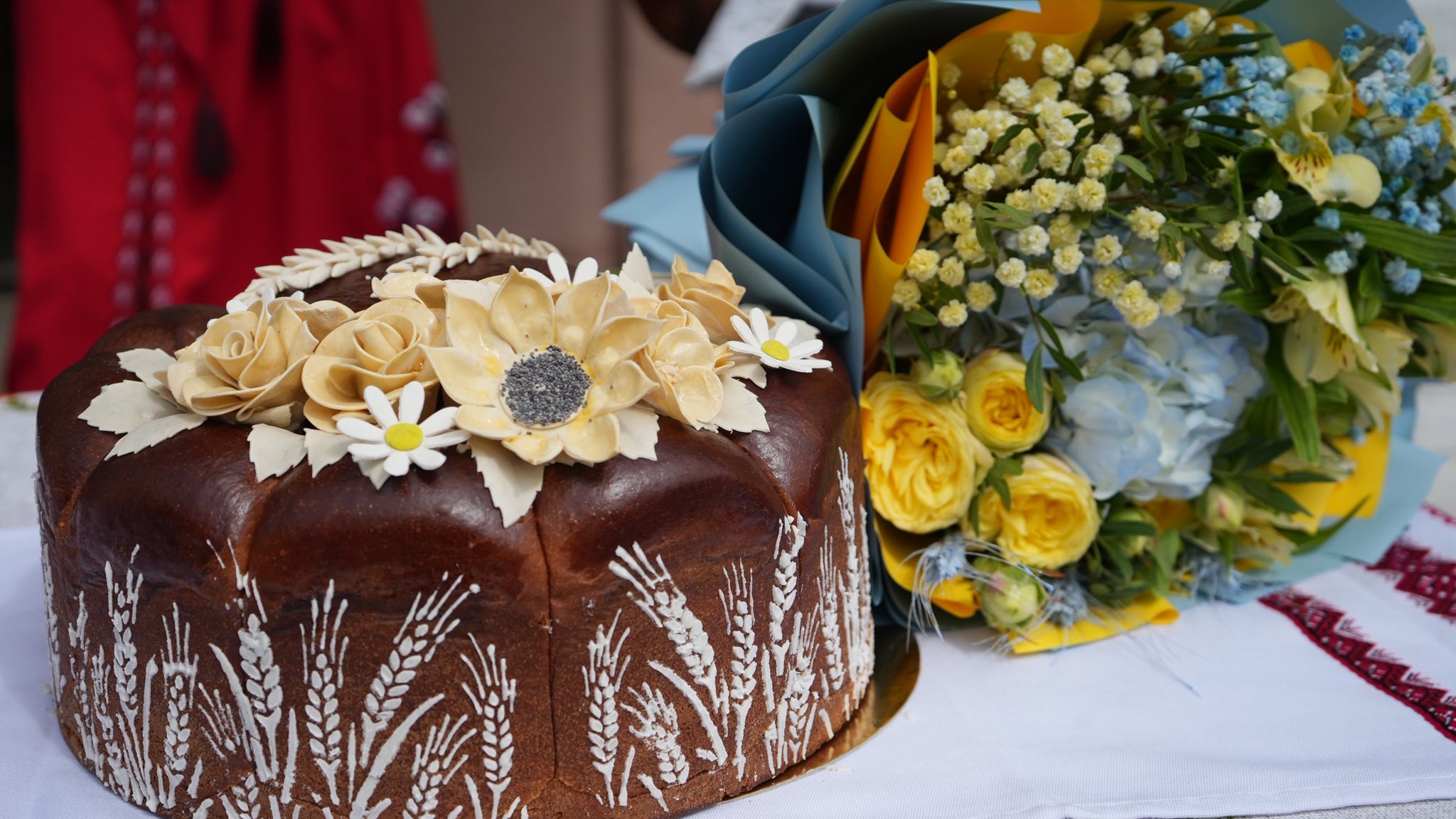 На Київщині зустріли військового, який повернувся з російського полону - фото 8