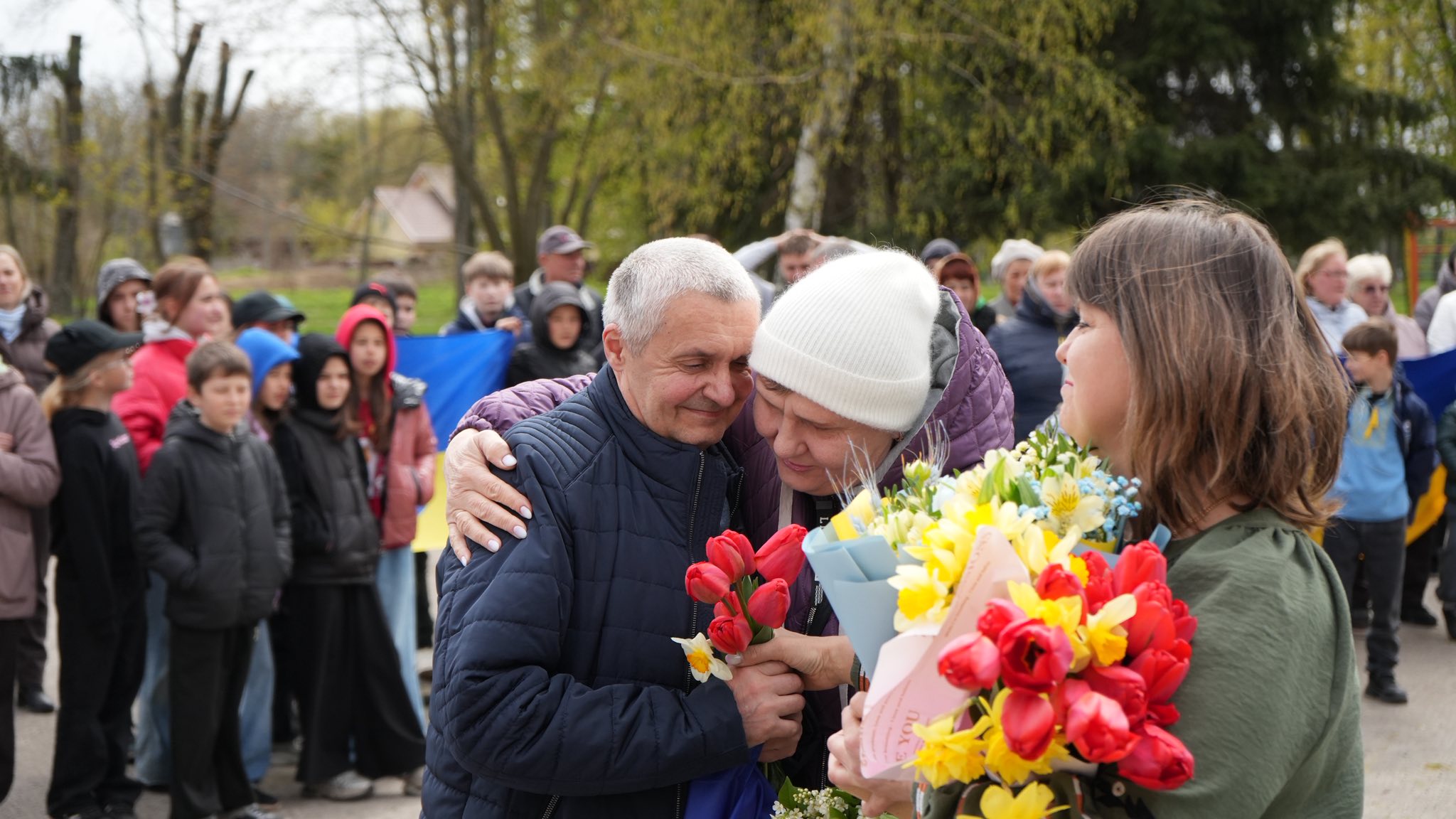На Київщині зустріли військового, який повернувся з російського полону - фото 23
