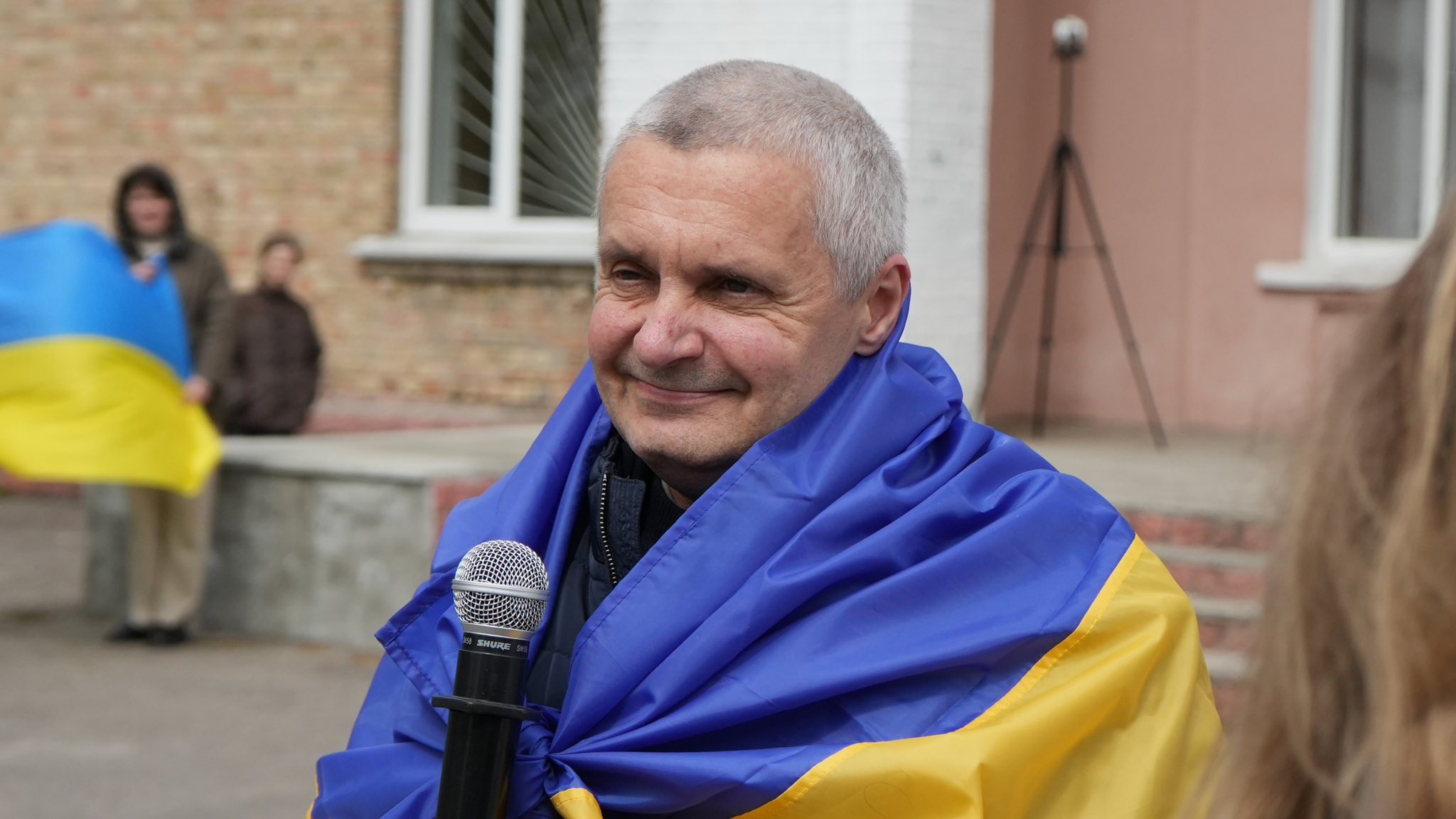 На Київщині зустріли військового, який повернувся з російського полону - фото 14