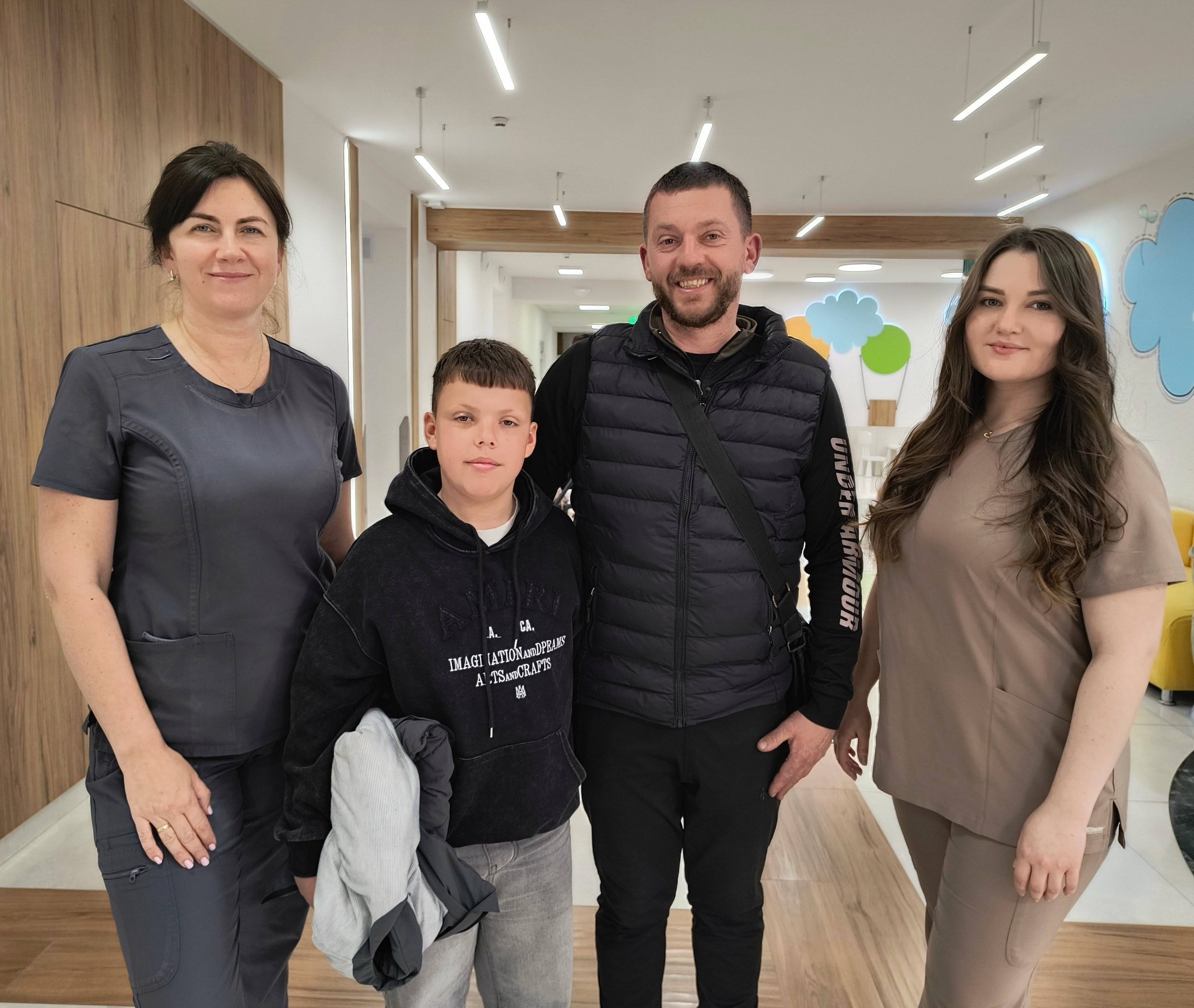 Загнав гачок собі в око, коли закидав вудку, — на Львівщині рятували 12-річного рибалку