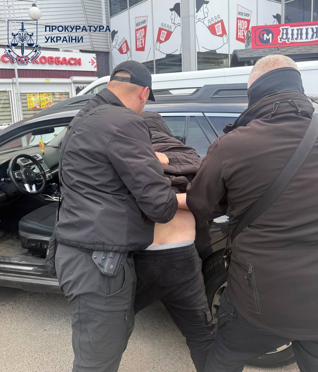 У ТЦК на Київщині «анулювали» повістки та знімали з розшуку за тисячі доларів - фото 2