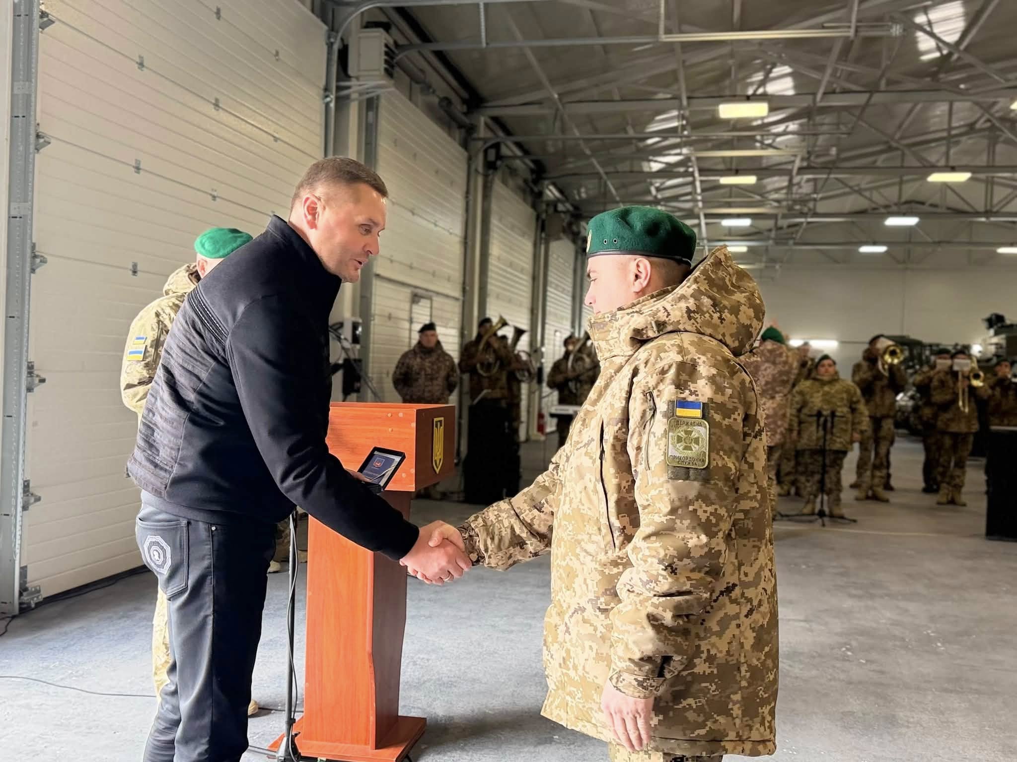 У Черкасах нагородили прикордонників з нагоди професійного свята - фото 2