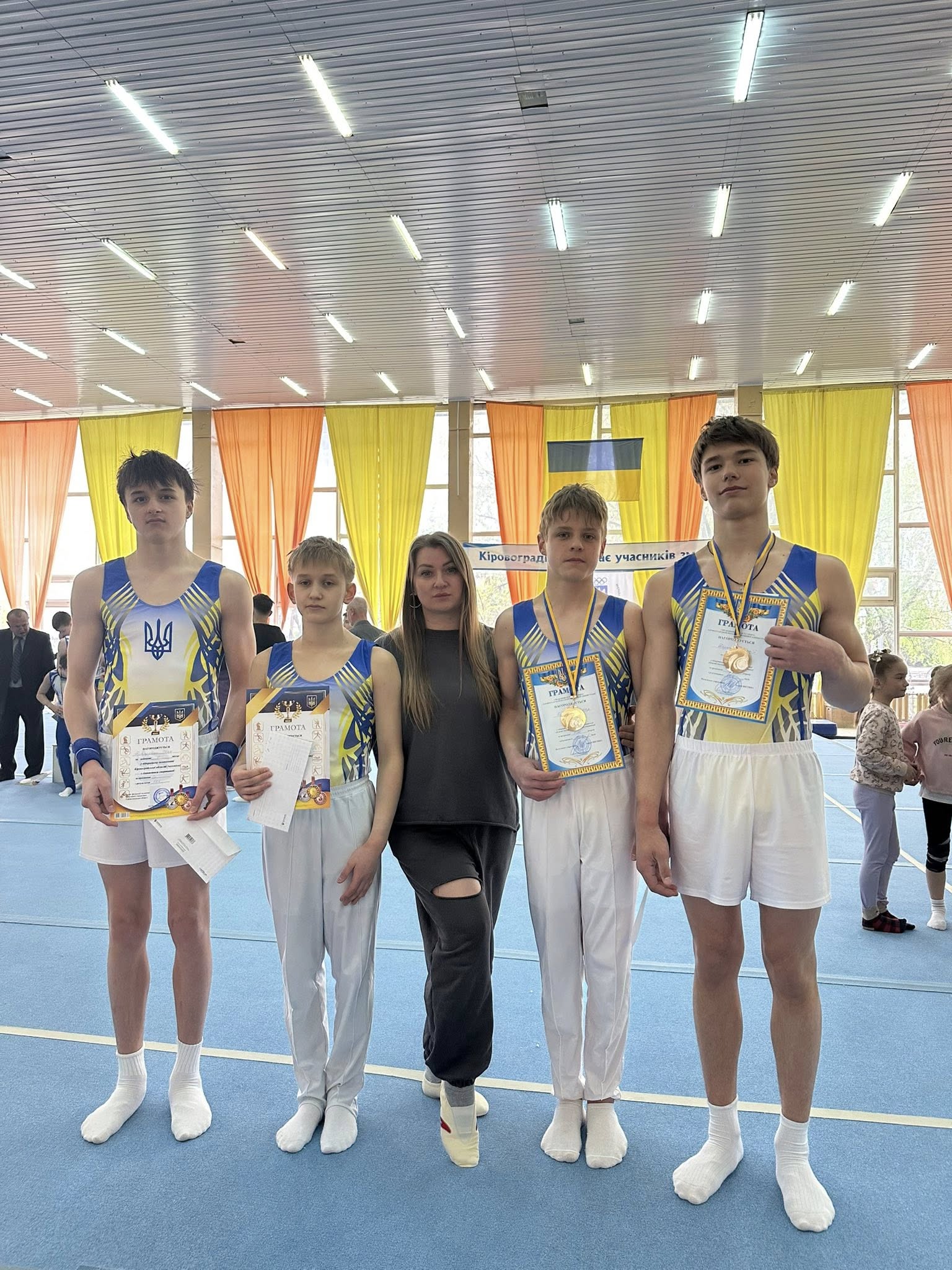 Черкаські гімнасти перемогли на обласному чемпіонаті - фото 2