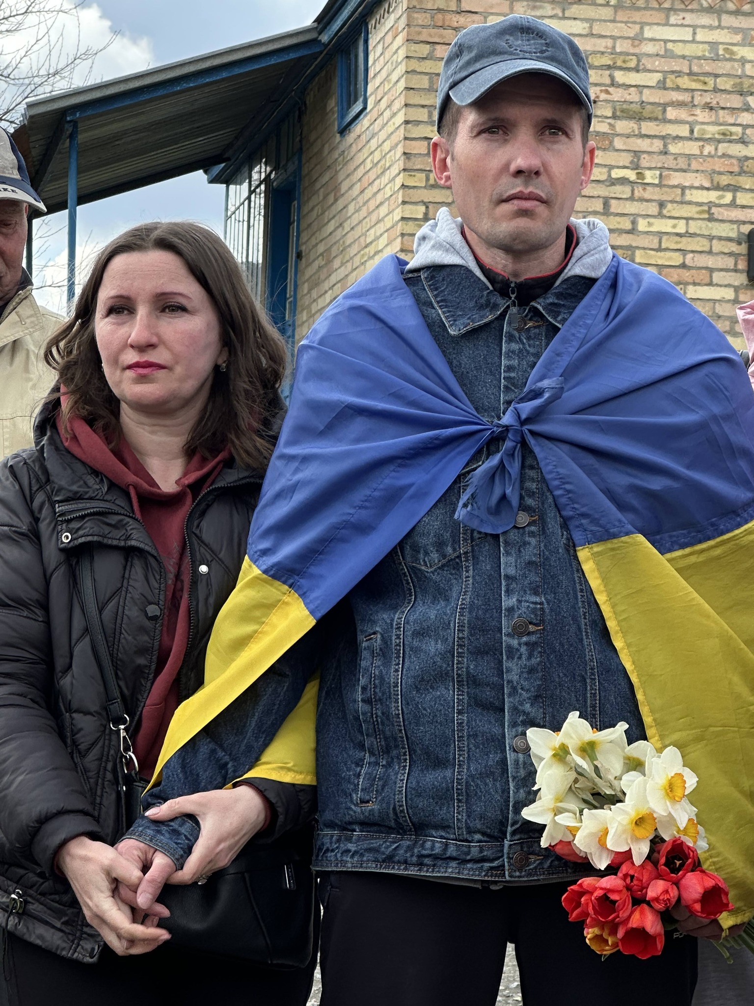 У селі на Черкащині зустріли воїна Дмитра Крячека, якого звільнили з полону РФ - фото 3