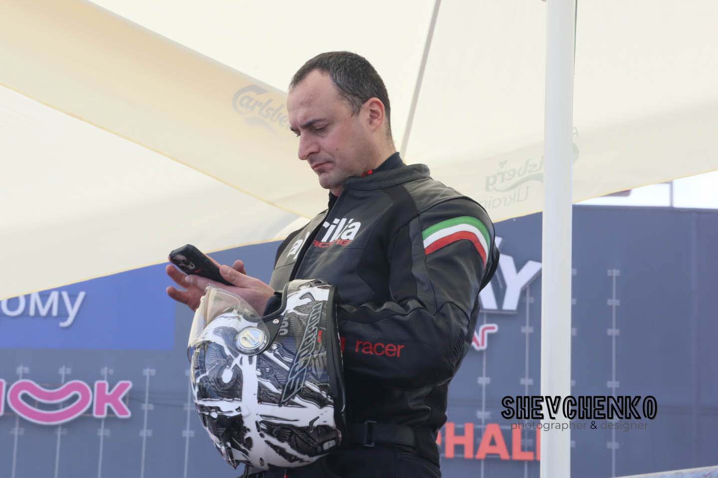 У Києві відбувся перший етап чемпіонату України з дріфтингу. Фоторепортаж - фото 48