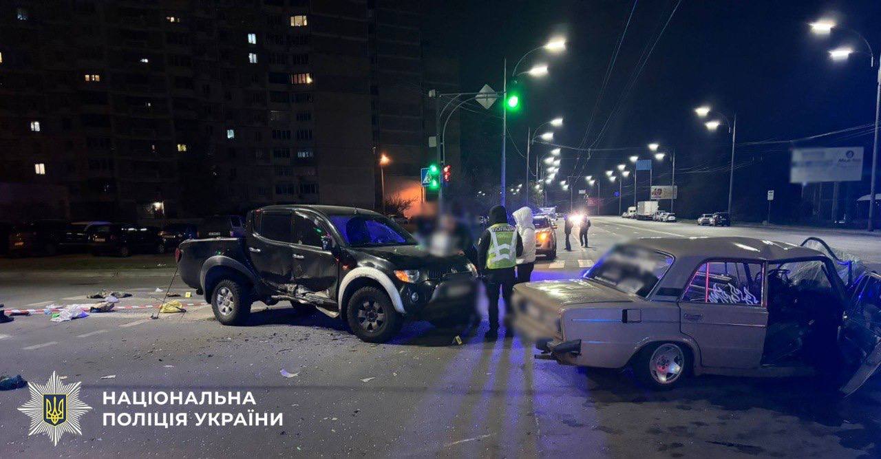 Водія пікапа, який влаштував смертельну автотрощу у Києві, взяли під варту - фото 3