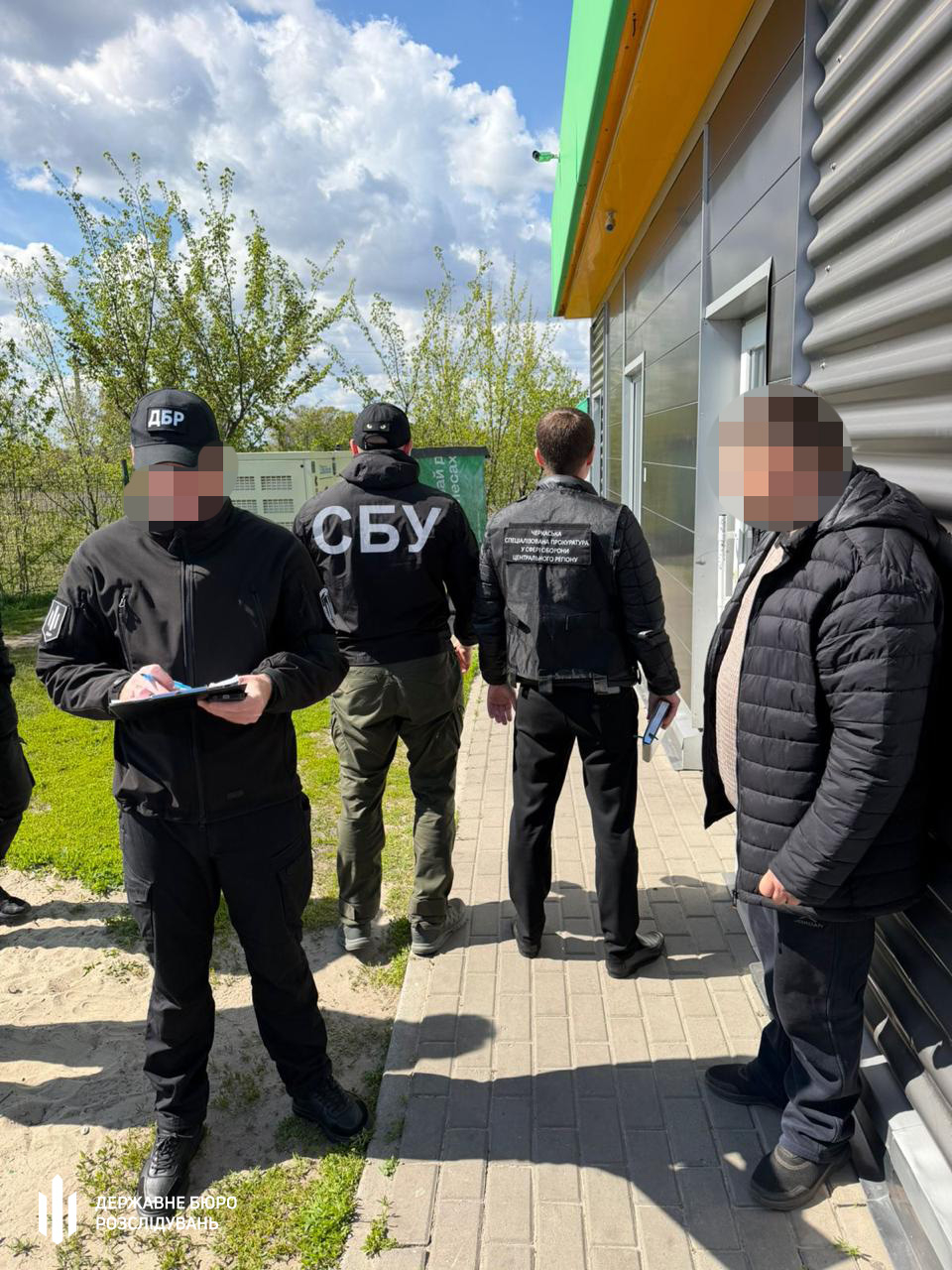 5 тис. доларів за втечу зі служби — на Черкащині військового викрили на хабарі