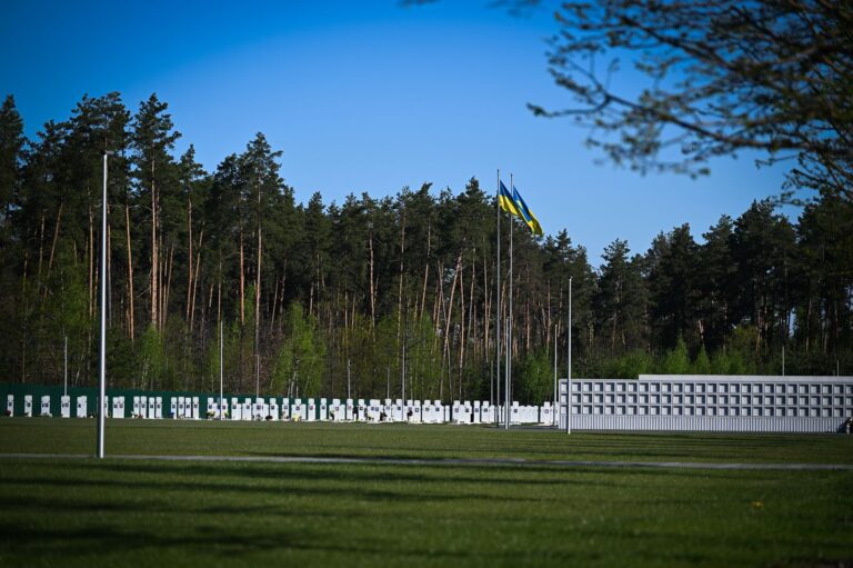 На Київщині попрощалися з невідомими захисниками України - фото 2