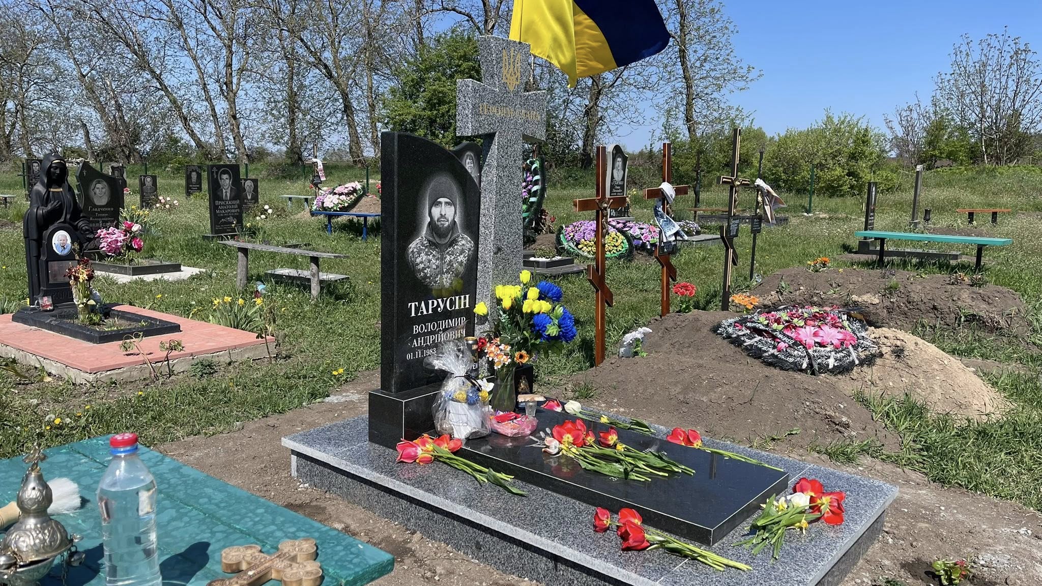Освятили пам’ятники двом військовим на Черкащині - фото 2
