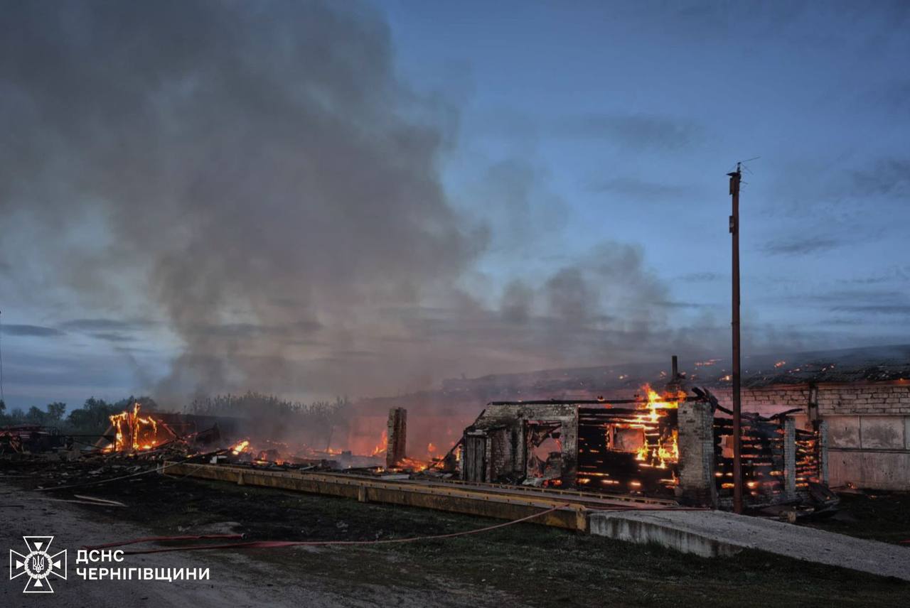 На Чернігівщині внаслідок обстрілу загинули батько і син - фото 2