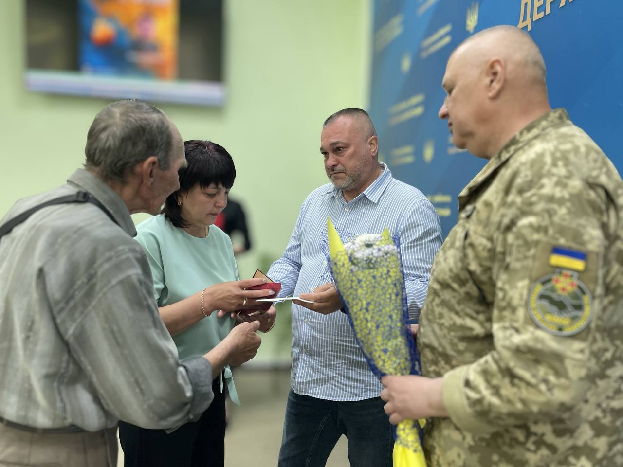 Сім’ям 11 загиблих воїнів Черкащини вручили посмертні нагороди