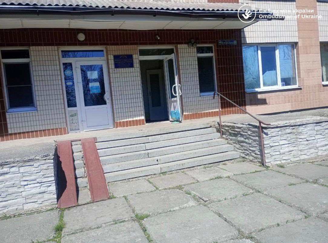 Перевірили, в яких умовах живуть переселенці у селі Виноград на Черкащині. Фото - фото 5
