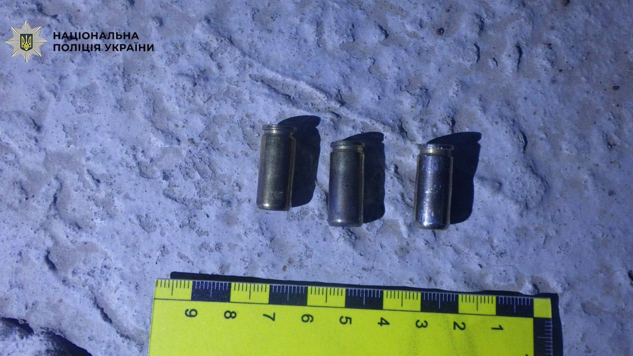 Після нічного конфлікту зі стріляниною у Києві двом чоловікам оголосили підозру - фото 2