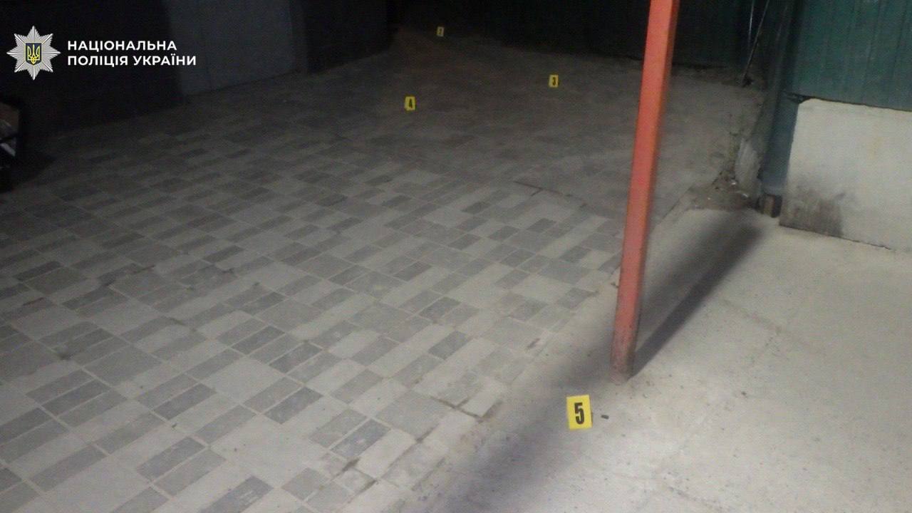 Після нічного конфлікту зі стріляниною у Києві двом чоловікам оголосили підозру