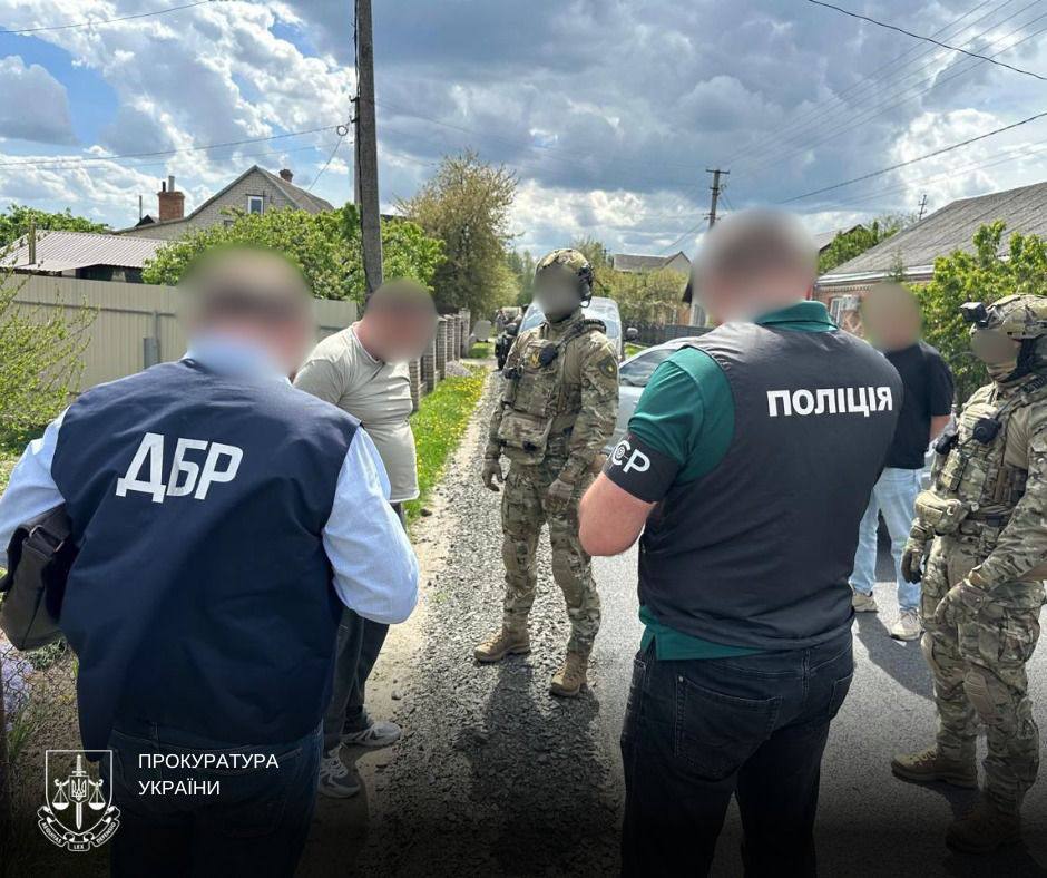На Волині викрили схему втечі військових із частин за тисячі доларів