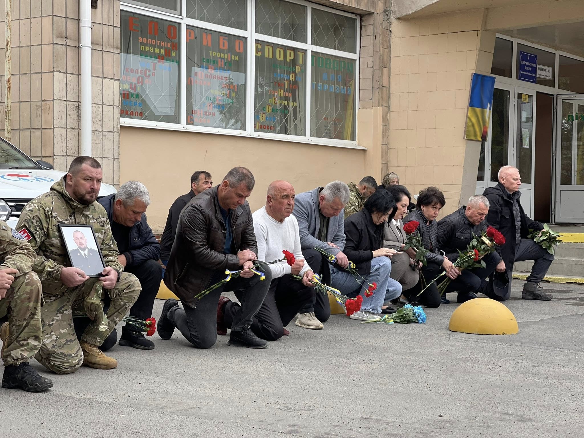 На Черкащині поховали 25-річного Олексія Поліщука, який загинув внаслідок удару FPV-дрона - фото 4