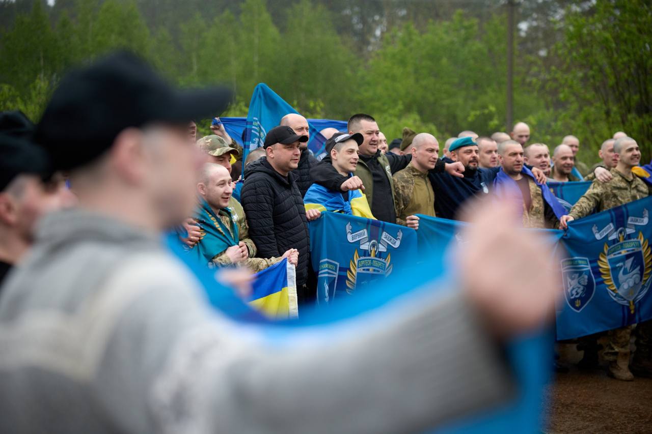 Україна повернула з полону рф 205 громадян - фото 18
