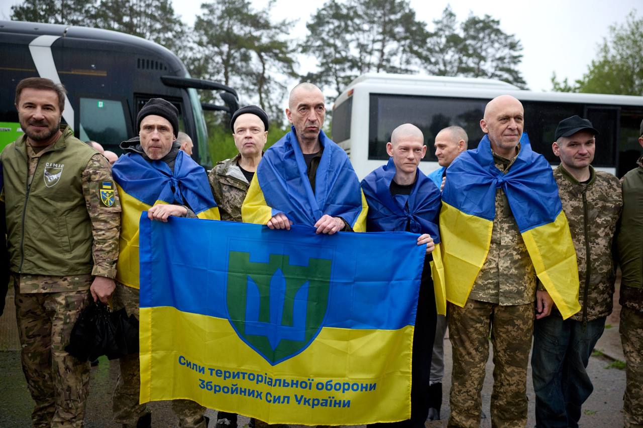 Відбувся обмін: з російської неволі звільнили 205 українців - фото 8