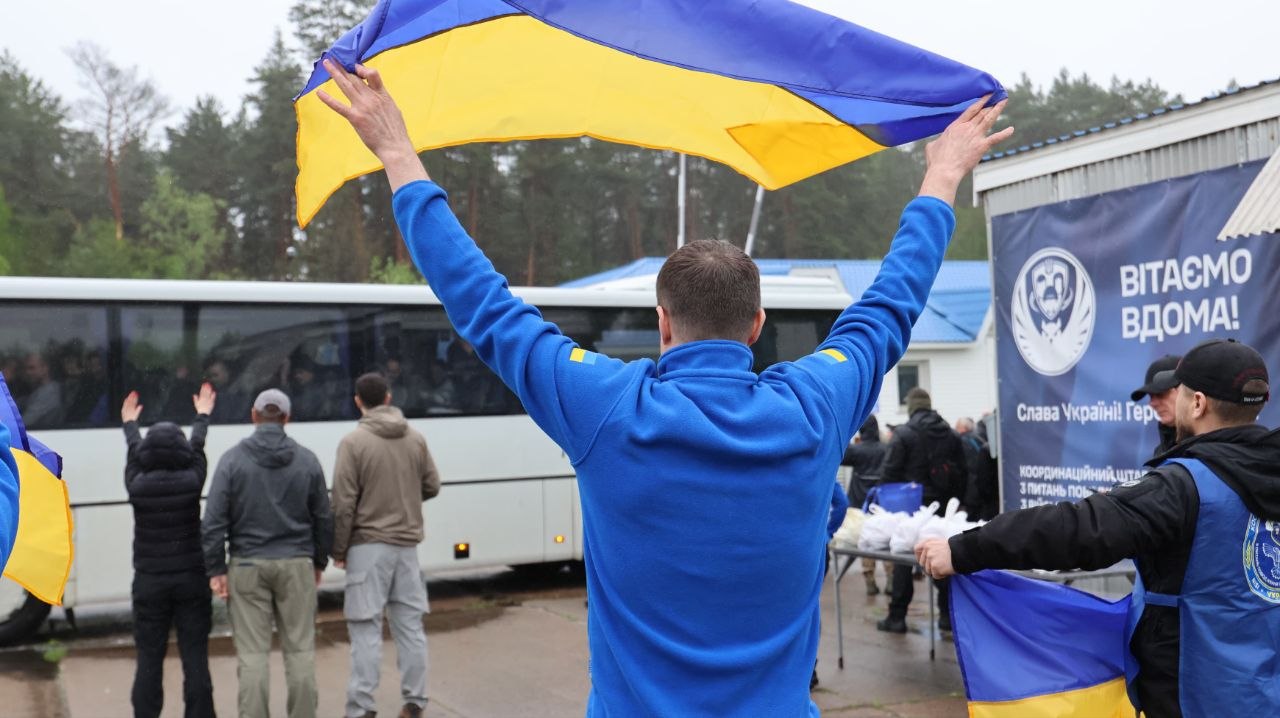 Відбувся обмін: з російської неволі звільнили 205 українців - фото 15