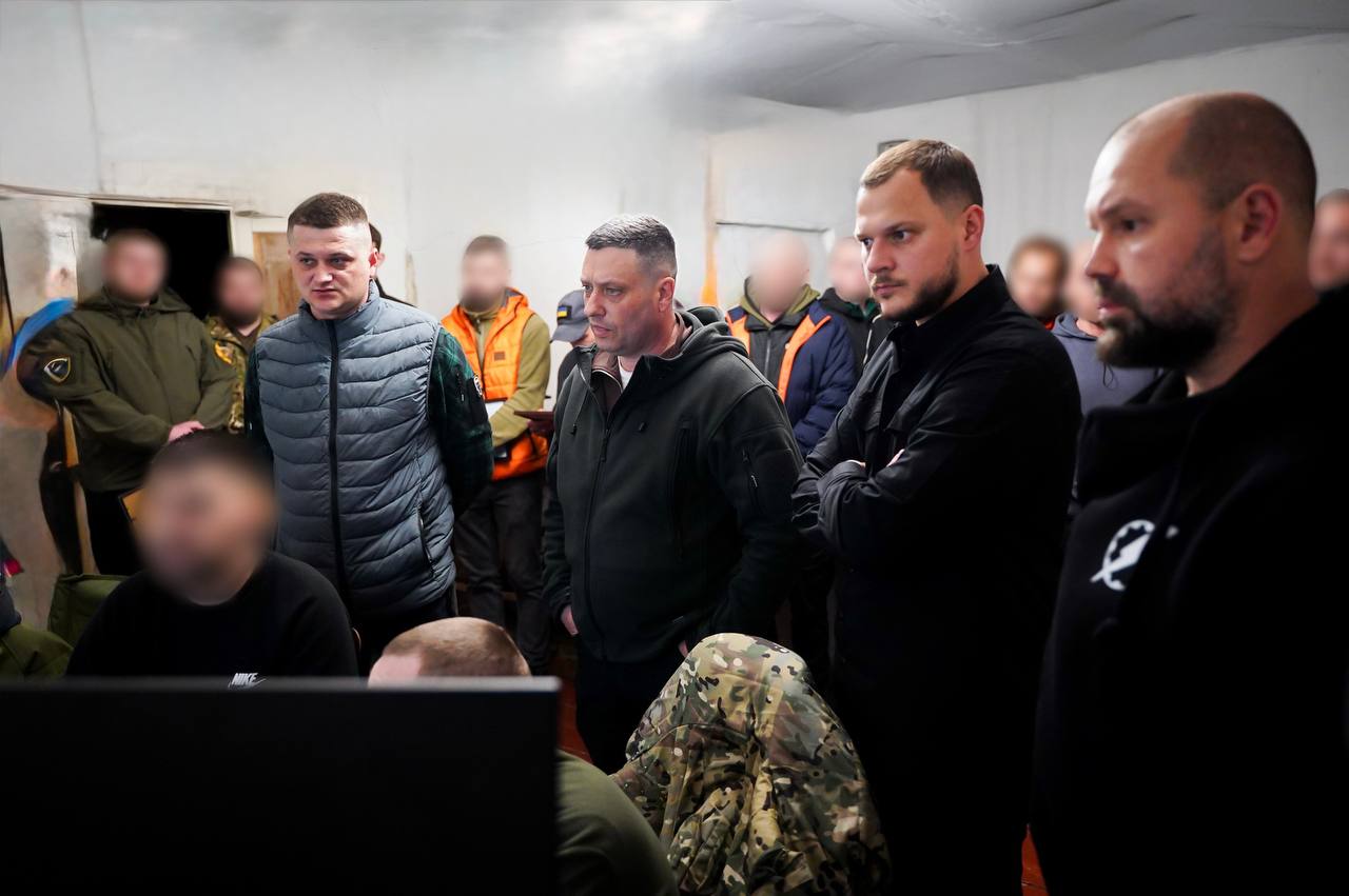 На Київщині нагородили бійців проєкту «Чисте небо»