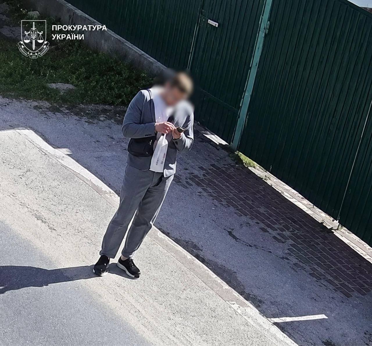 У Києві викрили шахраїв, які виманили у ексвисокопосадовця понад 7 млн грн