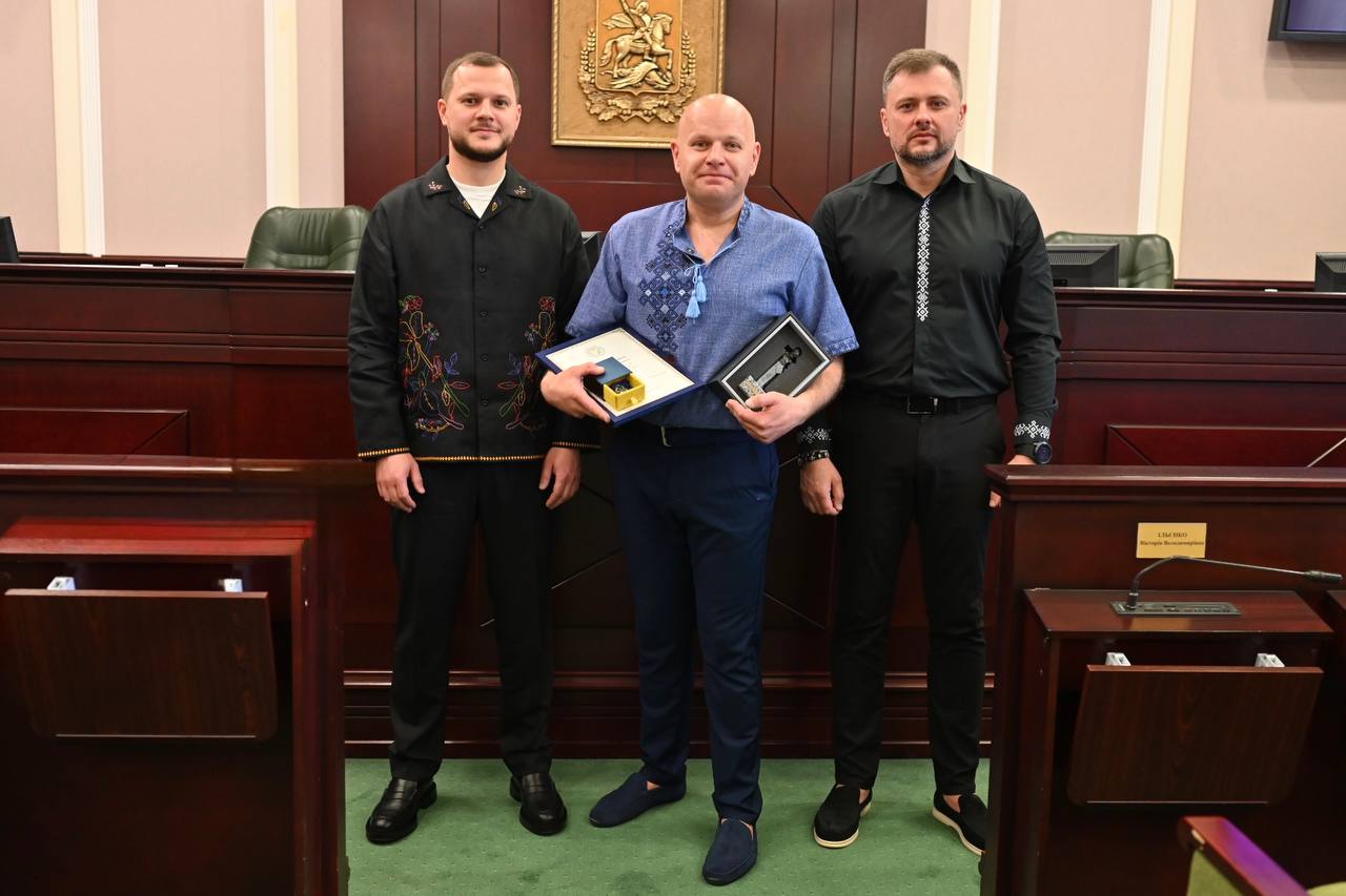 На Київщині відзначили фахівців, які працюють у найскладніших умовах війни - фото 2