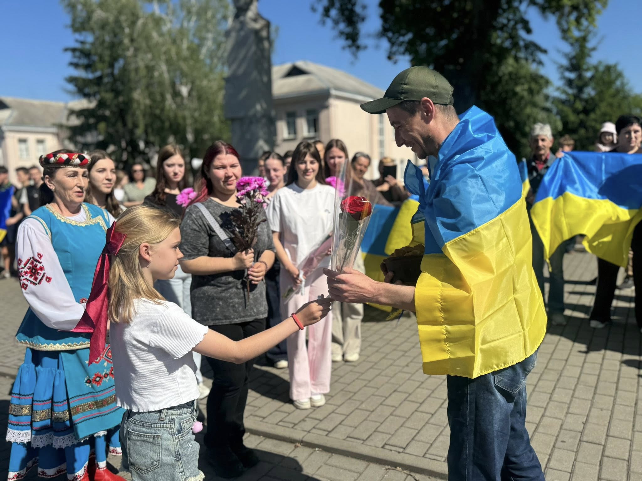 Черкащина зустріла солдата Євгенія Семйонова, який повернувся з російського полону - фото 2