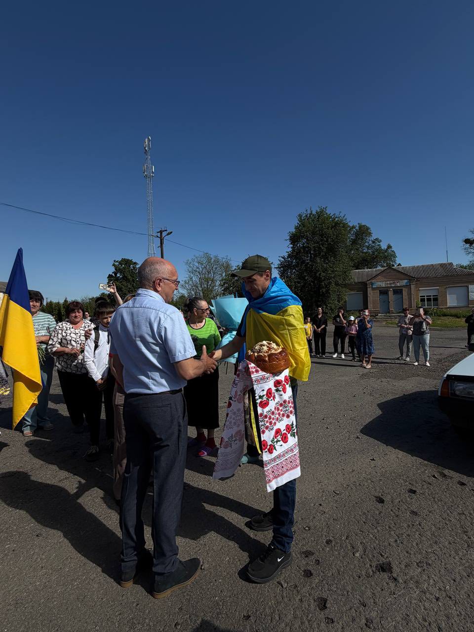Черкащина зустріла солдата Євгенія Семйонова, який повернувся з російського полону - фото 4
