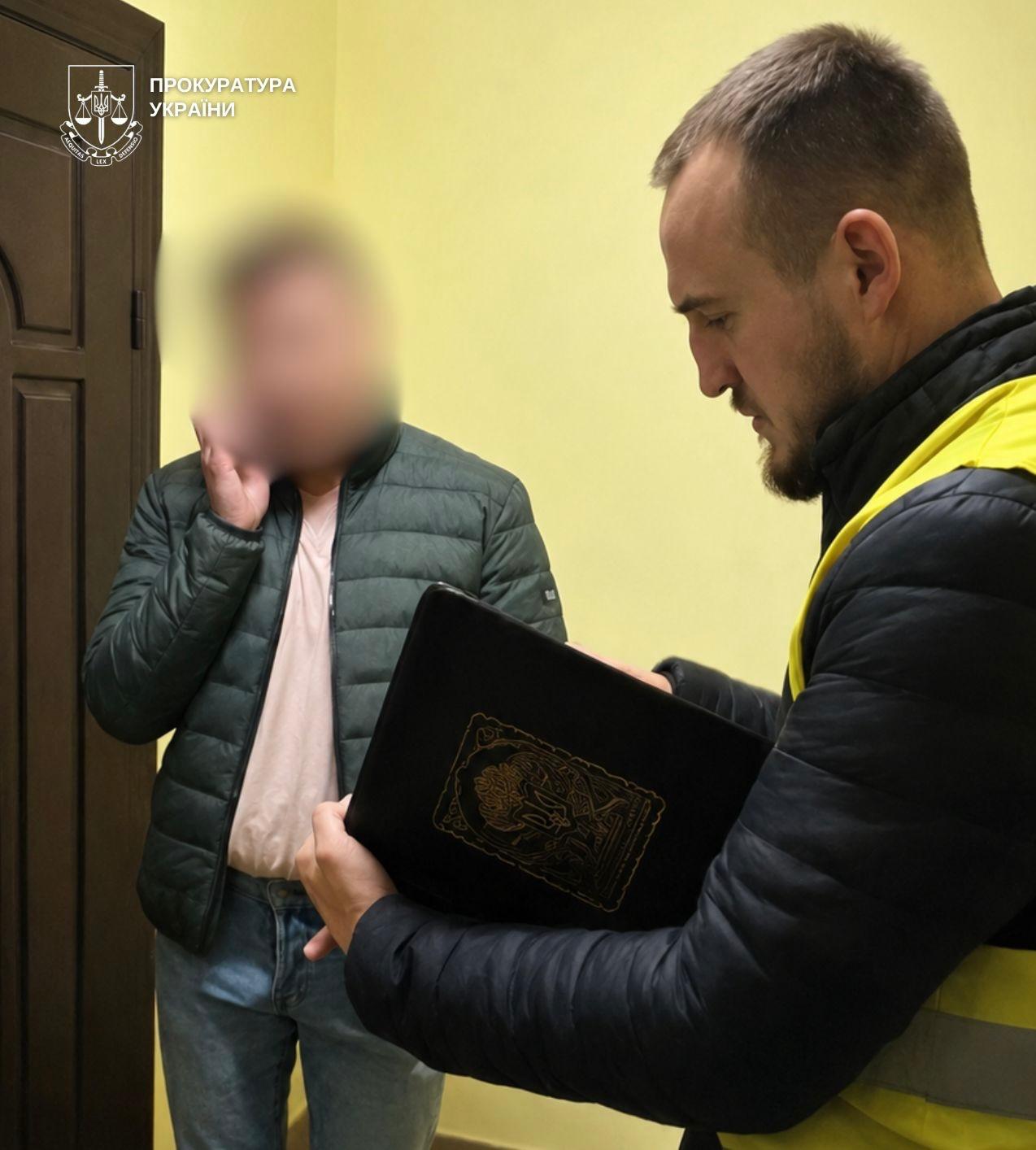 Понад 4 млн грн переплати на медобладнанні: у Києві повідомили про підозри чотирьом фігурантам - фото 2