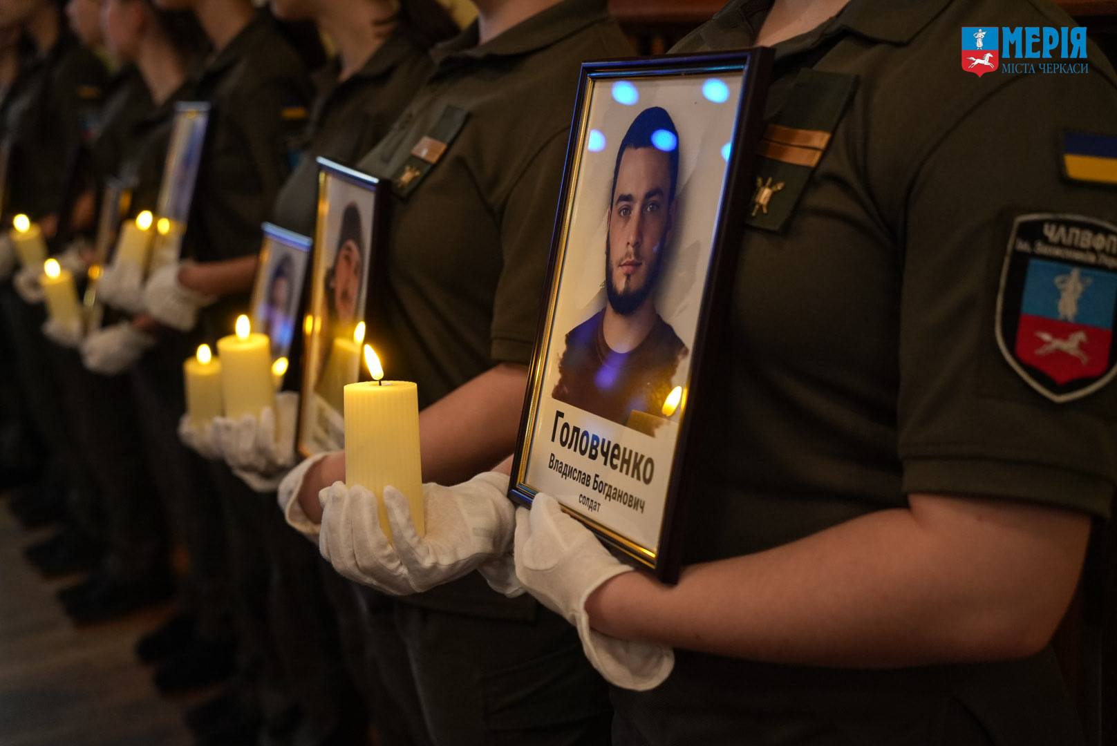 День Героїв: у Черкасах вшанували загиблих воїнів - фото 6