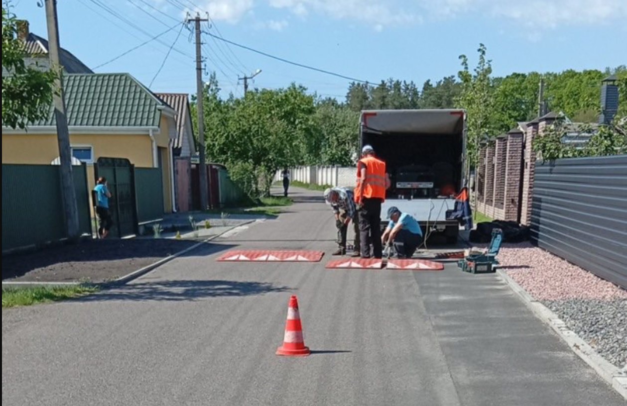 «Берлінські подушки» поставили на одній з вулиць Черкас