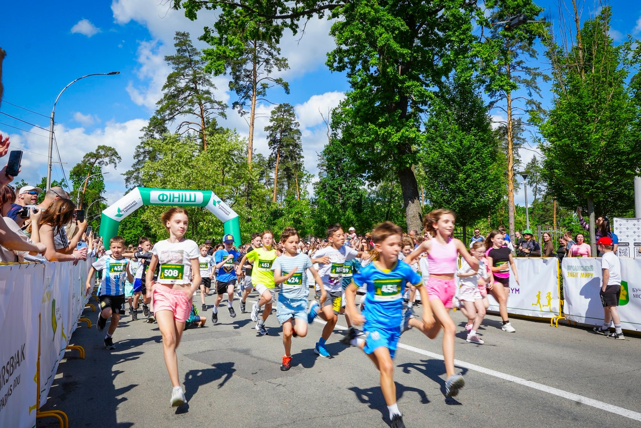 В Бучі, під час забігу заради миру, зібрали 300 тисяч гривень - фото 5