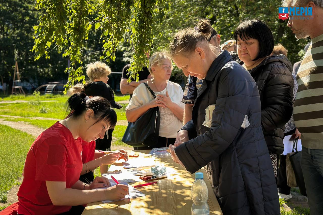 У Черкасах під час обстрілу пошкоджено 3 висотки, вибито 200 вікон - фото 6
