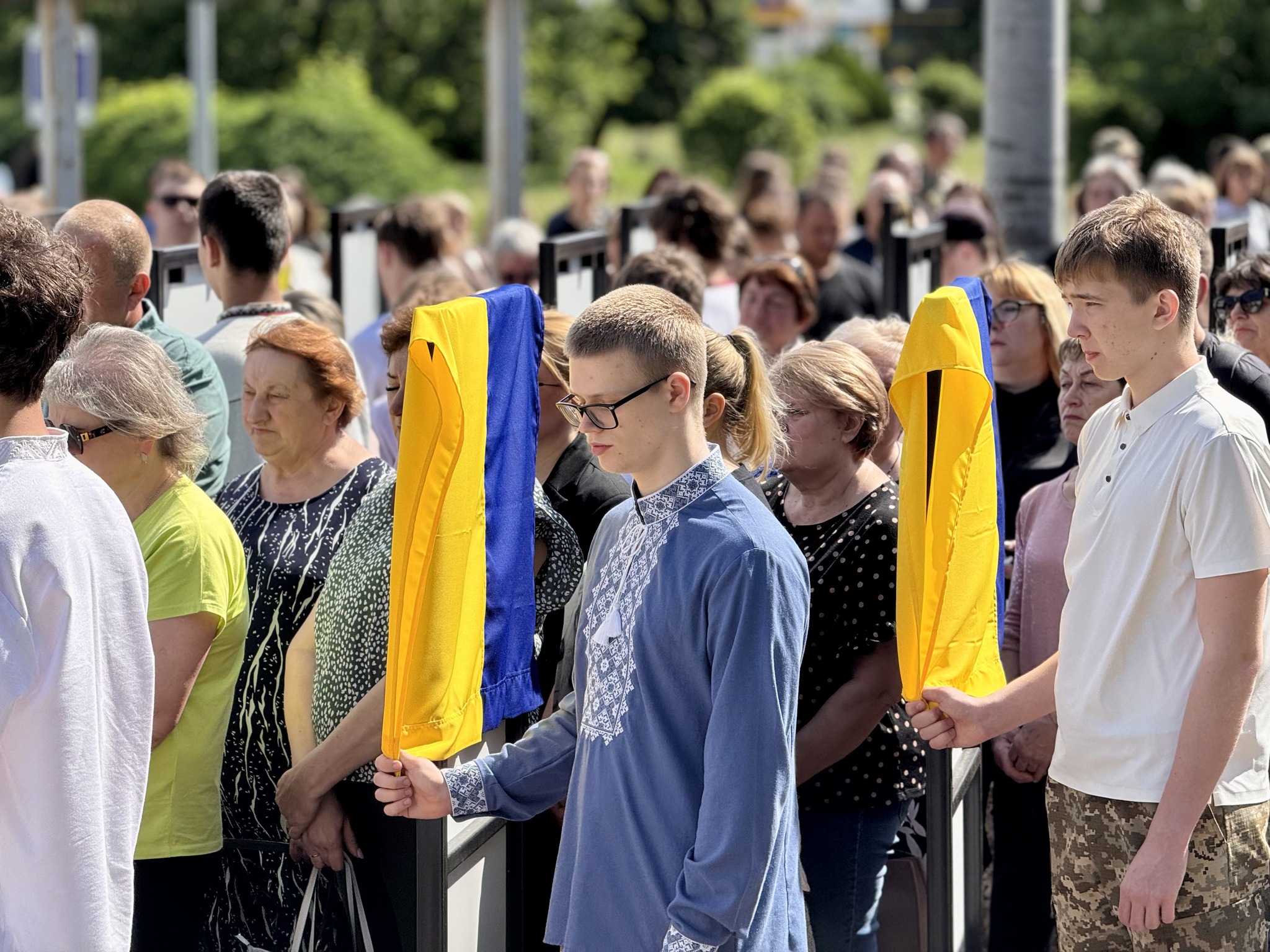 Алею слави відкрили у Каневі, на ній 103 портрети загиблих воїнів. Фото - фото 14