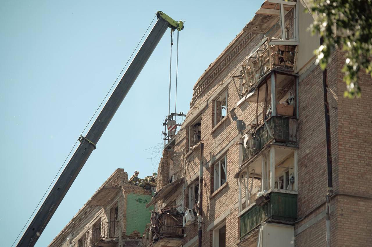 За 24–25 травня кияни подали 986 заявок на компенсацію за пошкоджене житло, а у Київській області — ще 147 - фото 3
