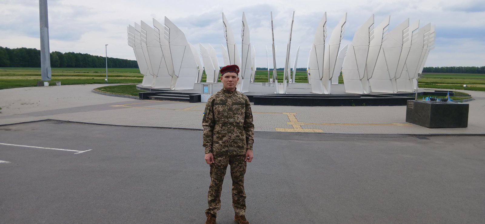 На Черкащині зустріли десантника Руслана Панченка, який повернуся з полону РФ - фото 4