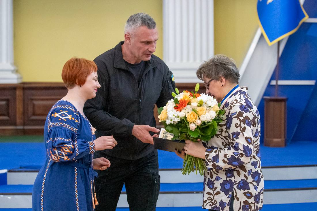 Напередодні Дня Києва у столиці відзначили видатних киян та освітян - фото 4