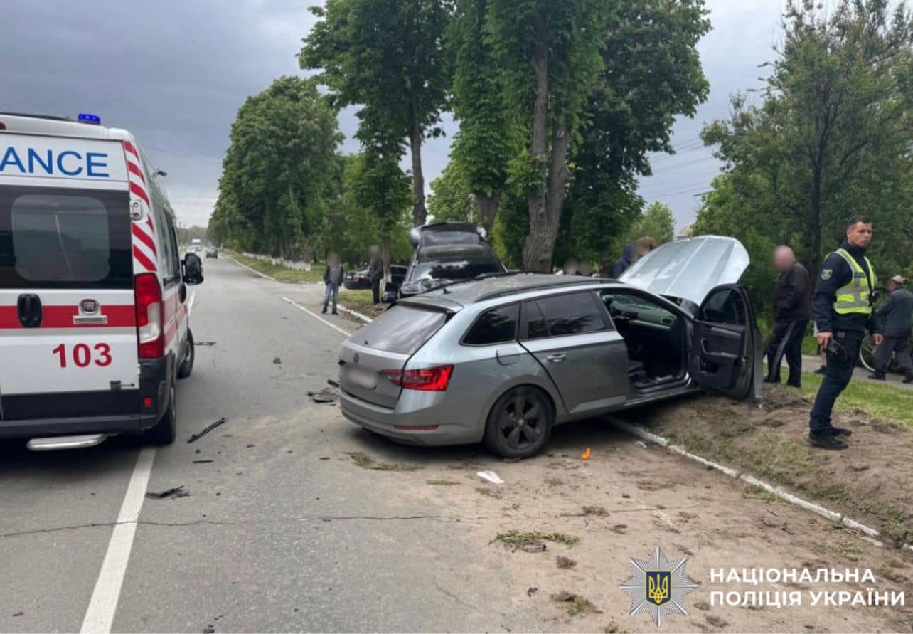 У Переяславі 17-річний водій помер після зіткнення із BMW, за кермом якого був 15-річний хлопець