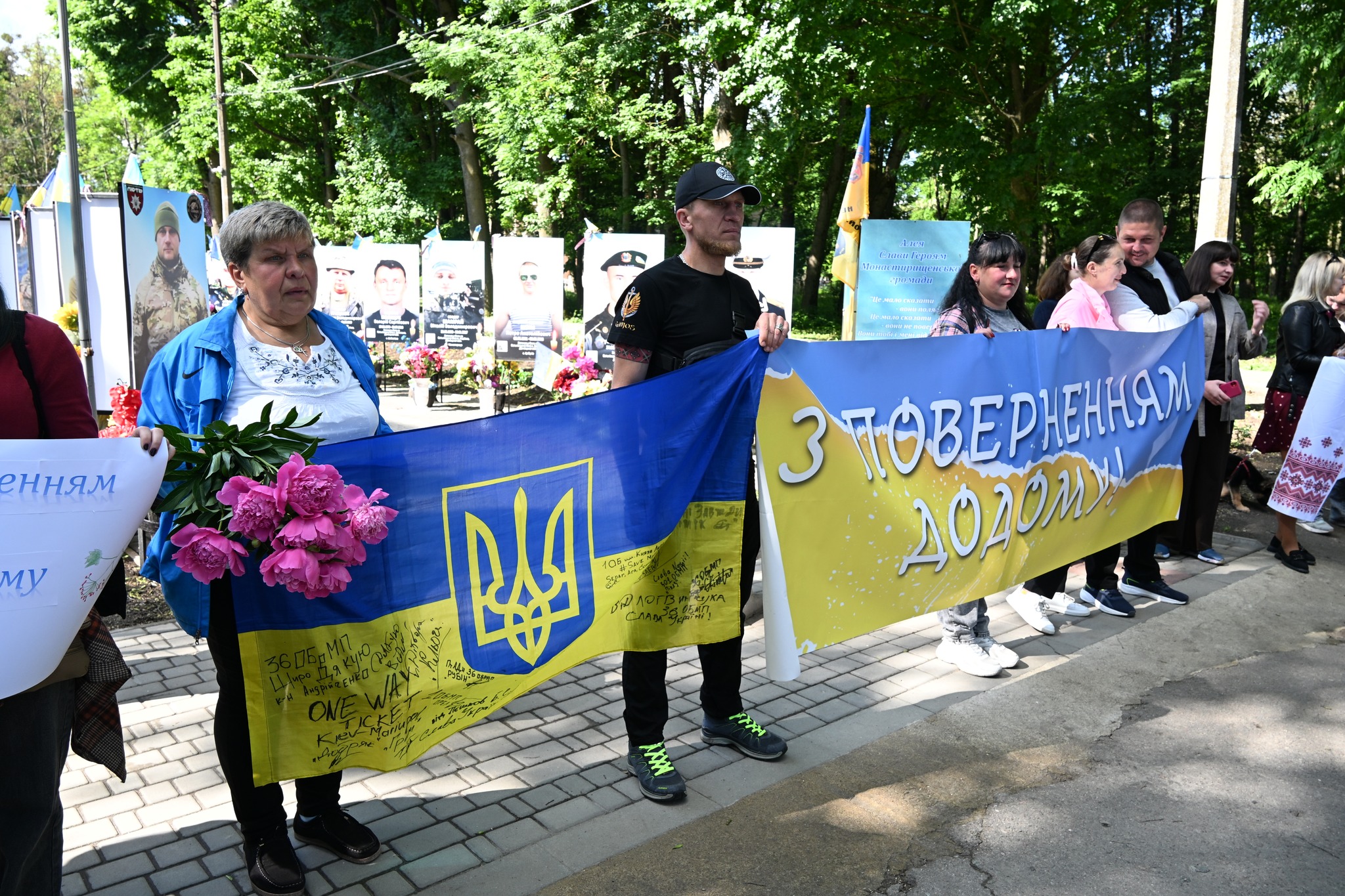 Повернувся з полону: на Черкащині воїн зняв свій портрет із стіни зниклих безвісти. Фото - фото 2