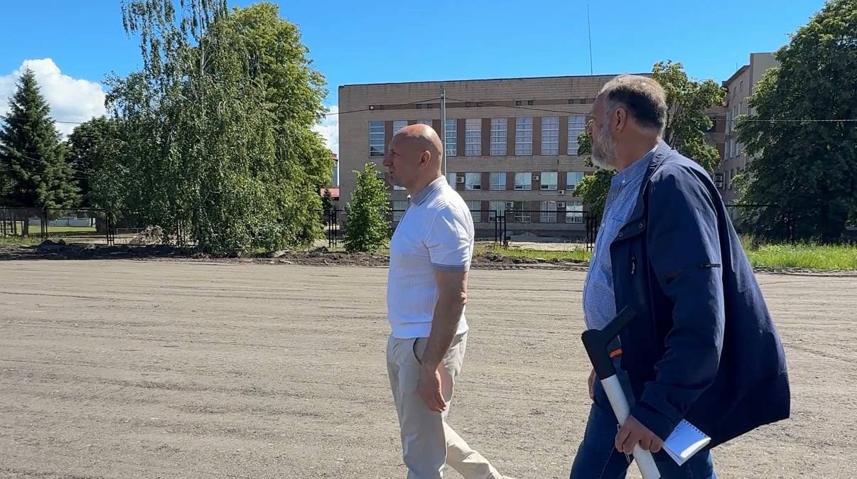 Парковку на 100 автомобілів облаштували у Черкасах