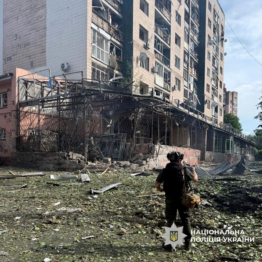 П’ять людей загинули, ще 11 – зазнали поранень через російські обстріли Донеччини - фото 2